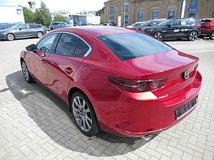 Mazda  Fastback SKYACTIV-X M-Hybrid Selection Automat