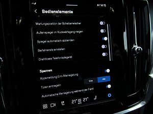 Volvo  B4 Diesel Plus Dark Automatik